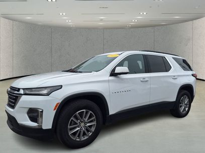 Used 2023 Chevrolet Traverse LT