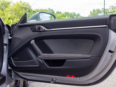 Used 2025 Porsche 911 GT3 RS RWD image 19