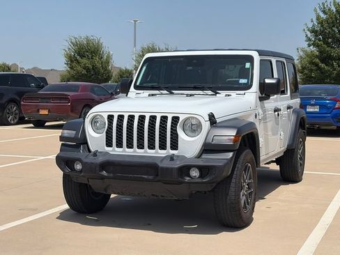 Used 2024 Jeep Wrangler Unlimited Sport AWD/4WD image 3