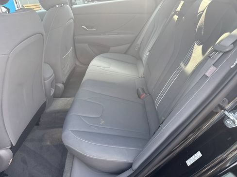 Used 2024 Hyundai Elantra SEL w/ Convenience Package FWD image 28