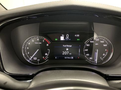 Used 2025 Cadillac XT5 Premium Luxury w/ LPO, Floor Liner Package AWD/4WD image 37