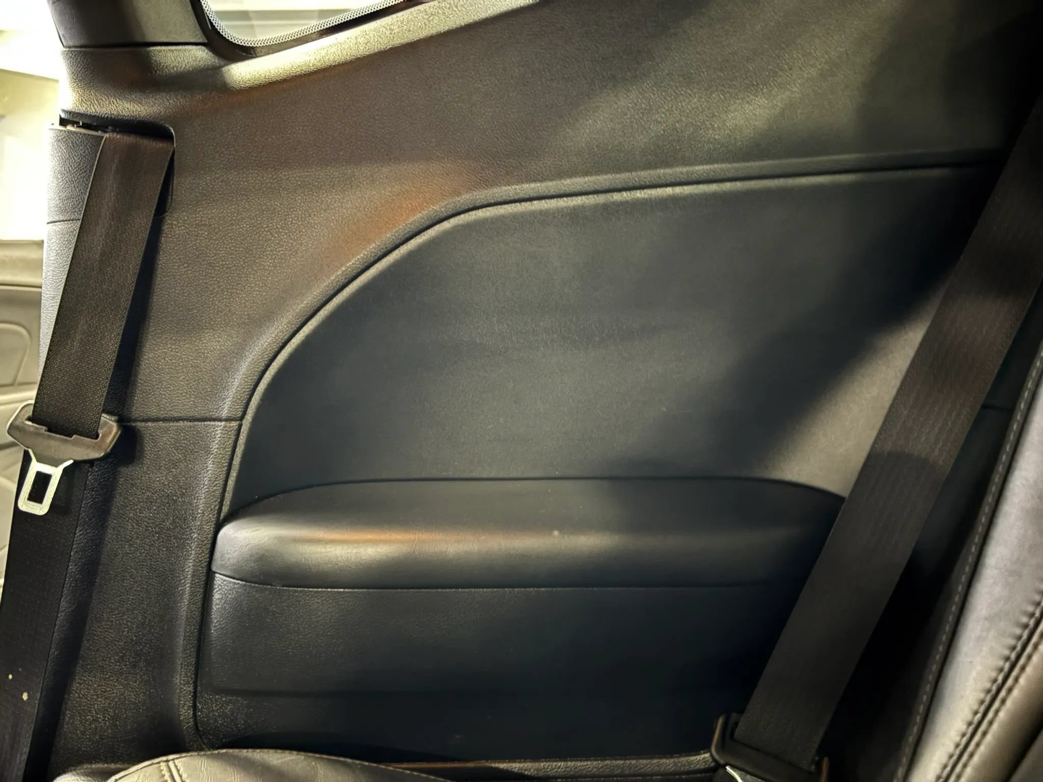 Used 2015 Dodge Challenger SXT Plus RWD image 34