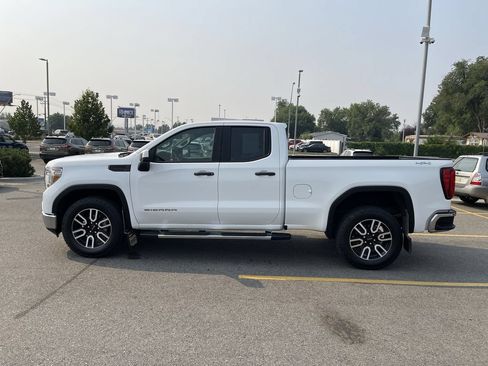 Used 2020 GMC Sierra 1500 4x4 Double Cab w/ Fleet Convenience Package image 4