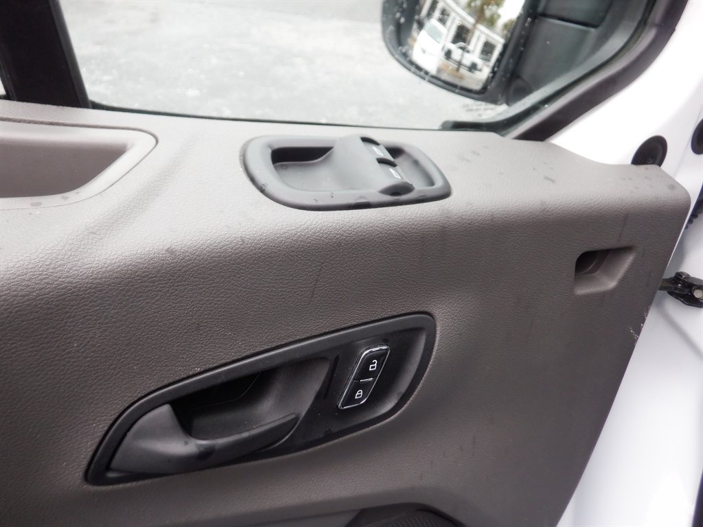 Used 2024 Ford Transit 350 XLT RWD image 22