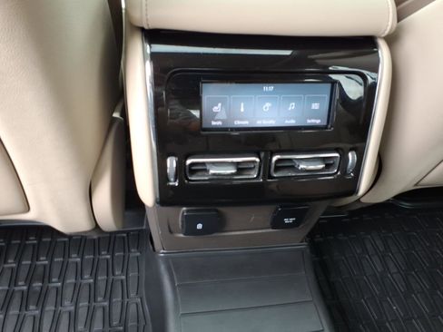 Used 2022 Lincoln Aviator Reserve w/ Equipment Group 201A AWD/4WD image 10