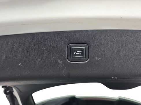 Used 2019 Chevrolet Blazer RS w/ LPO, Floor Liner Package FWD image 30