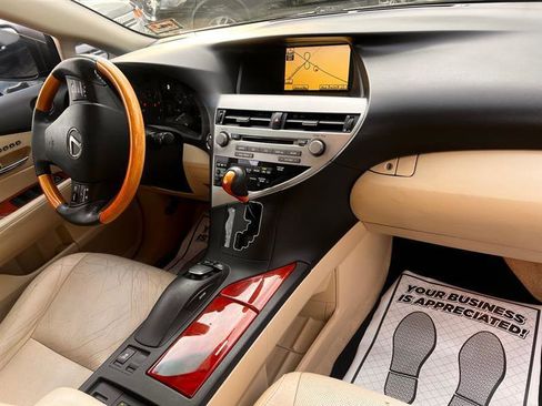 Used 2011 Lexus RX 350 2WD w/ Premium Pkg image 19