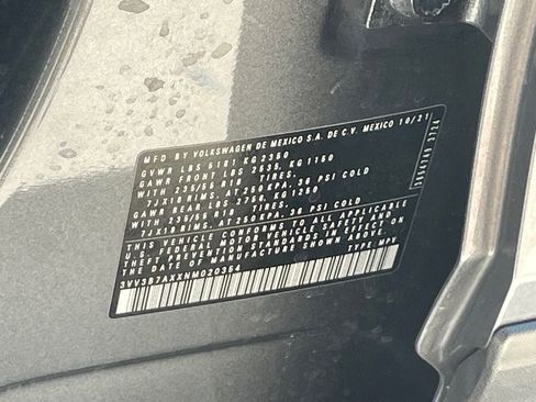 Used 2022 Volkswagen Tiguan SE FWD image 14