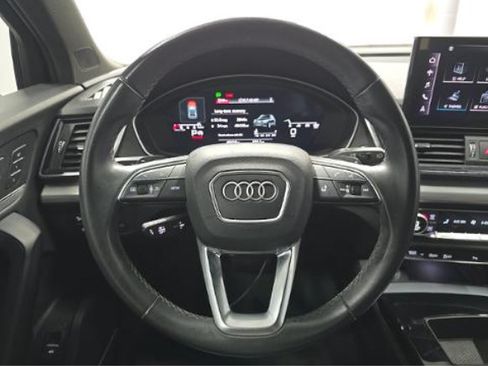 Used 2023 Audi Q5 2.0T Premium Plus w/ Premium Plus Package AWD/4WD image 6