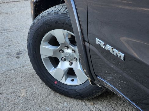 New 2026 RAM 1500 Big Horn AWD/4WD image 11