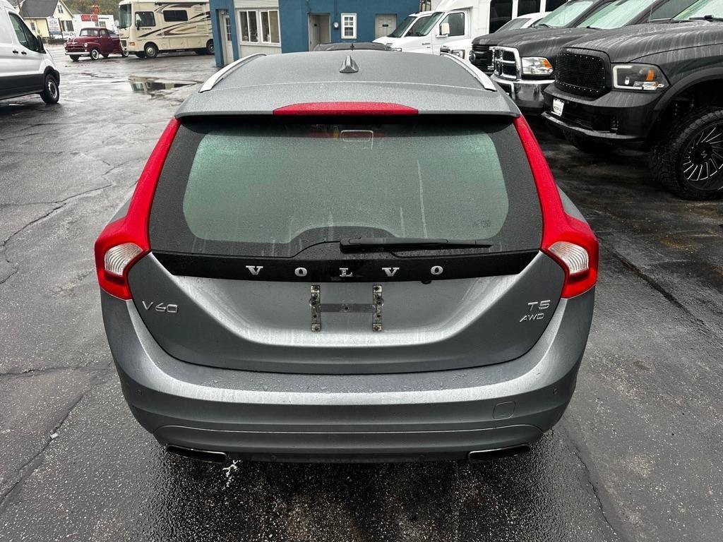 Used 2016 Volvo V60 T5 Premier AWD/4WD image 4