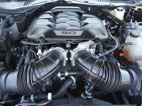 Used 2024 Ford Mustang GT Premium RWD image 30