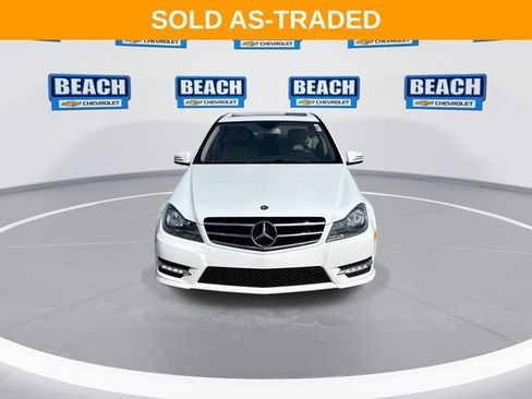 Used 2014 Mercedes-Benz C 250 Sedan image 3