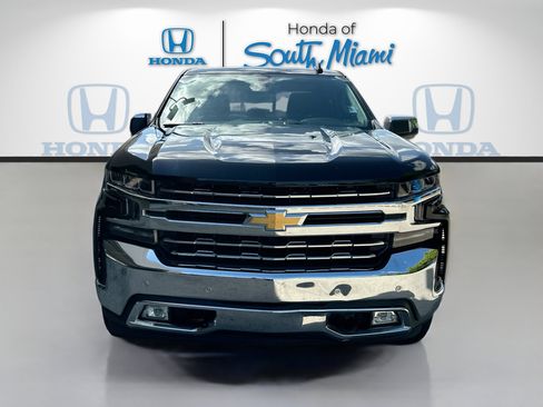 Used 2019 Chevrolet Silverado 1500 LTZ image 2