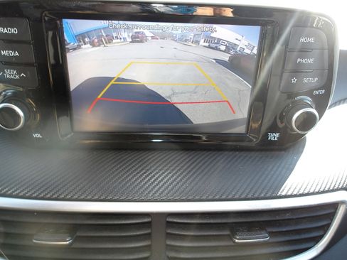 Used 2019 Hyundai Tucson SE image 21