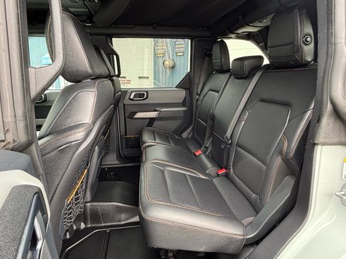 Used 2021 Ford Bronco Badlands image 17