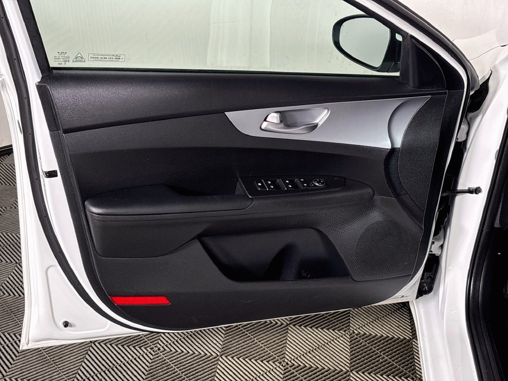 Used 2024 Kia Forte LX FWD image 10