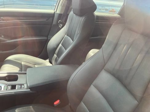 Used 2022 Honda Accord EX-L image 5