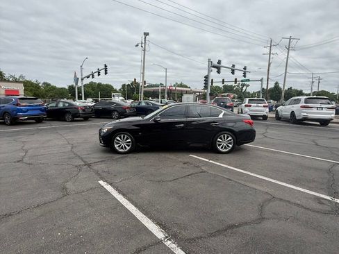 Used 2015 INFINITI Q50 Premium w/ Navigation Package AWD/4WD image 8