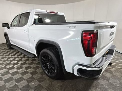 Used 2023 GMC Sierra 1500 Elevation w/ LPO, Elevation Black Package AWD/4WD image 4
