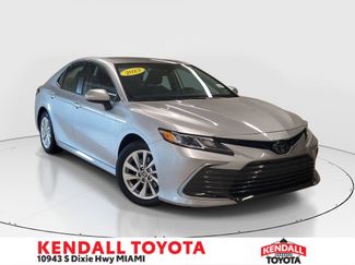 Used 2023 Toyota Camry LE video 1