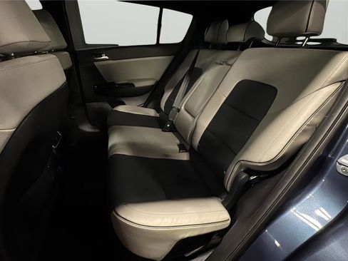 Used 2018 Kia Sportage EX w/ EX Sport Appearance Package AWD/4WD image 11