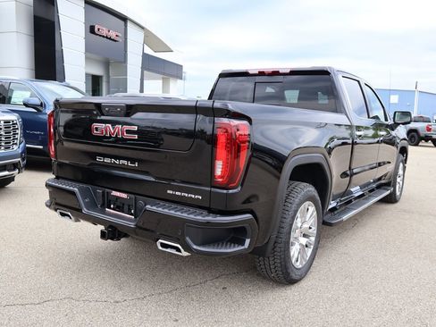 New 2026 GMC Sierra 1500 Denali w/ Technology Package AWD/4WD image 3