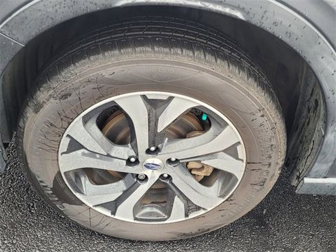 Used 2021 Subaru Outback Limited image 14