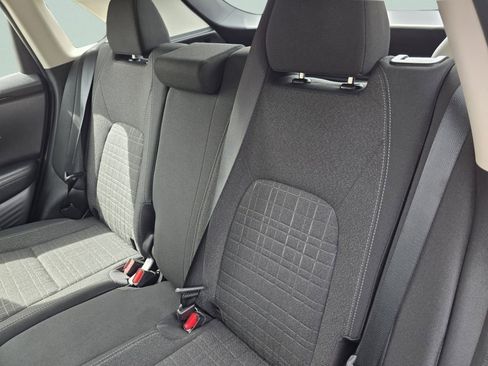 Used 2025 Honda HR-V LX image 27