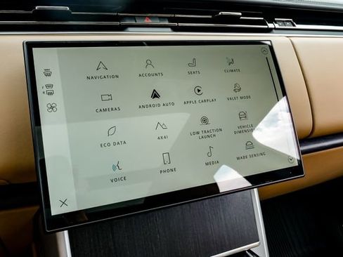 New 2026 Land Rover Range Rover SE AWD/4WD image 40