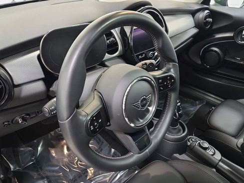 Used 2022 MINI Cooper S image 13