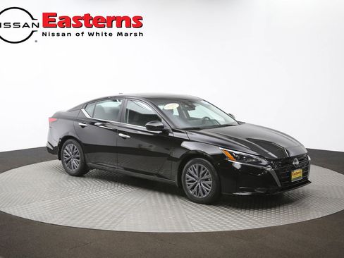 Used 2023 Nissan Altima 2.5 SV w/ SV Premium Package FWD image 51