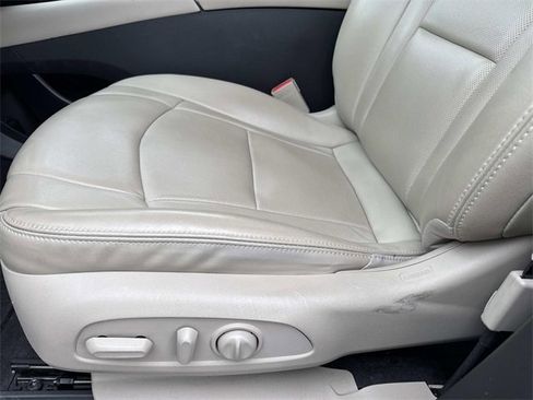 Used 2020 Buick Enclave Essence w/ Sound and Sites Package image 22