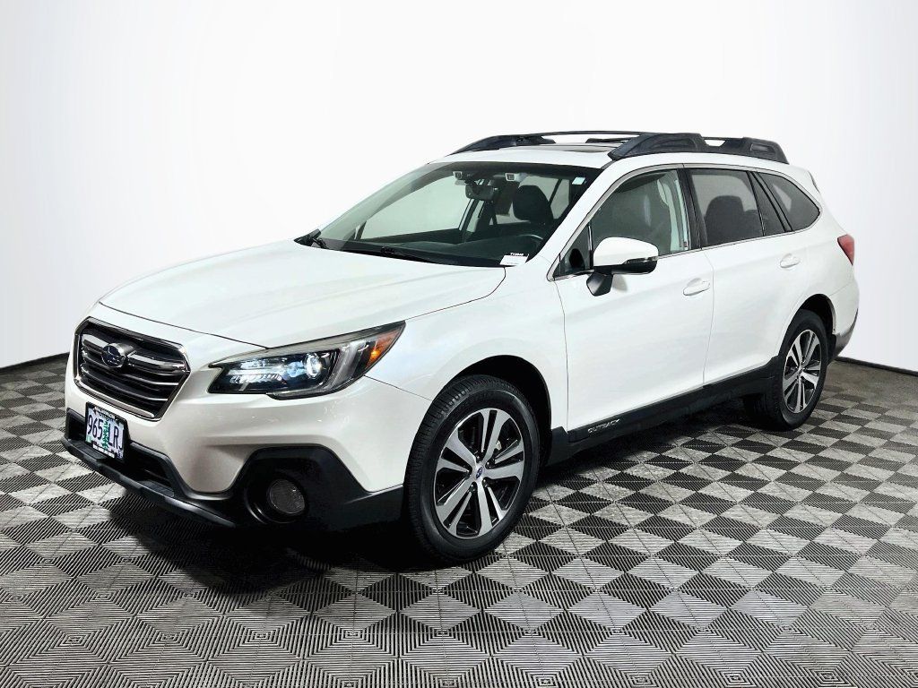 Used 2019 Subaru Outback 2.5i Limited AWD/4WD image 3