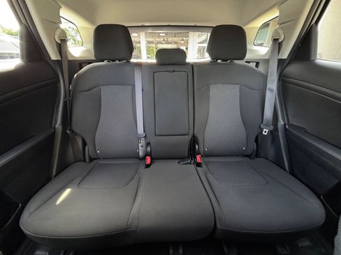 Used 2025 Kia Sportage LX FWD image 37