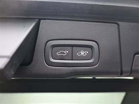 Used 2019 Volvo XC60 T5 Inscription w/ Protection Package Premier image 31