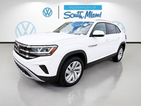 Used 2022 Volkswagen Atlas Cross Sport SE image 3