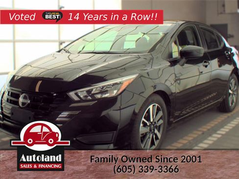 Used 2025 Nissan Versa SV FWD image 1