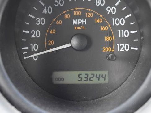 Used 2005 Chevrolet Aveo LS image 14