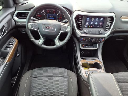 Used 2022 GMC Acadia SLE w/ Driver Convenience Package FWD image 3