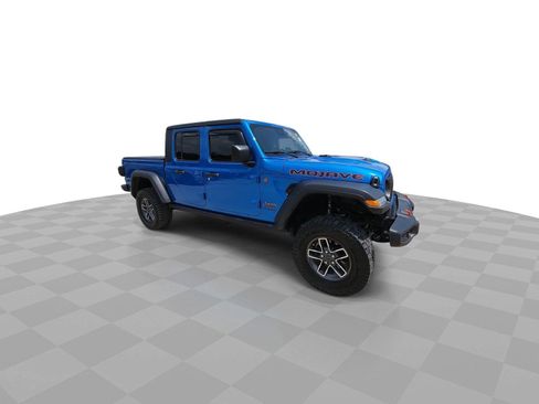 Used 2024 Jeep Gladiator Mojave w/ Convenience Group AWD/4WD image 2