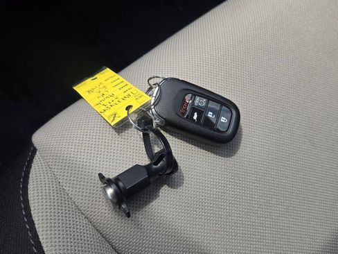 Certified 2024 Honda CR-V EX image 18