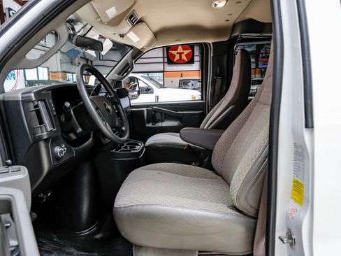 Used 2023 Chevrolet Express 3500 LS image 6