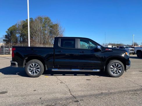 New 2026 Chevrolet Silverado 1500 LT w/ Z71 Off-Road Package AWD/4WD image 2