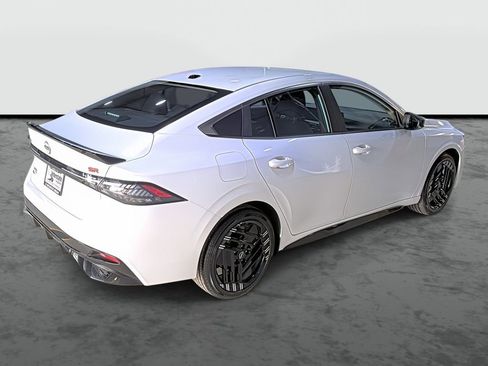 New 2026 Nissan Sentra SR w/ SR All Weather Package FWD image 4