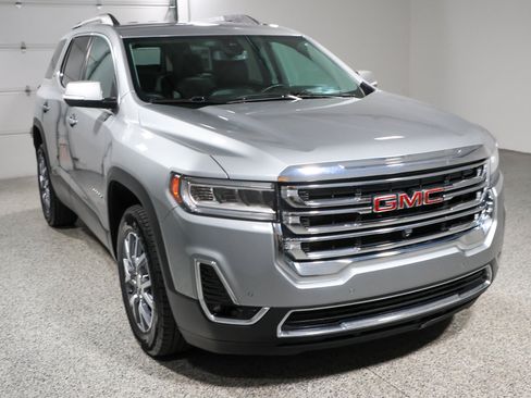 Used 2023 GMC Acadia SLT w/ Technology Package FWD image 5