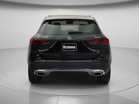 New 2026 Mercedes-Benz GLA 250 4MATIC image 3
