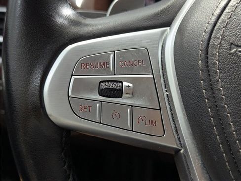 Used 2020 BMW 750i xDrive 750i xDrive w/ Executive Package image 21