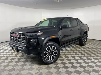 New 2025 GMC Canyon AT4 w/ Nightfall Edition