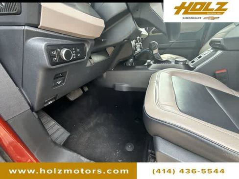 Used 2024 Ford Bronco Wildtrak AWD/4WD image 36